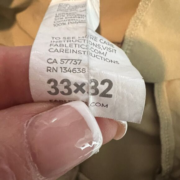 Fabletics Pants Men 33x32 Beige The High Side Chino Lightweight Comfort Slim Fit - Picture 9 of 9